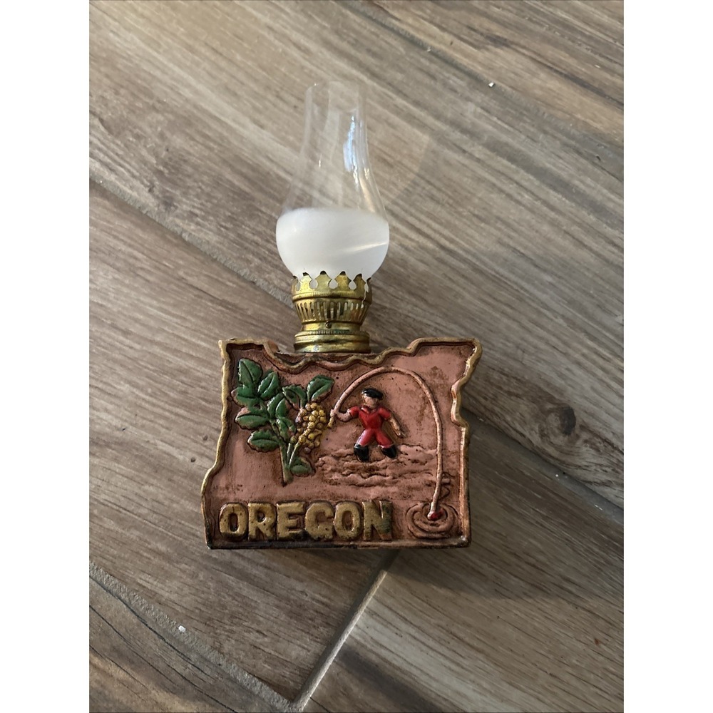 Vintage Oregon Ceramic Oil Lamp Made in Japan 7.5" 3C